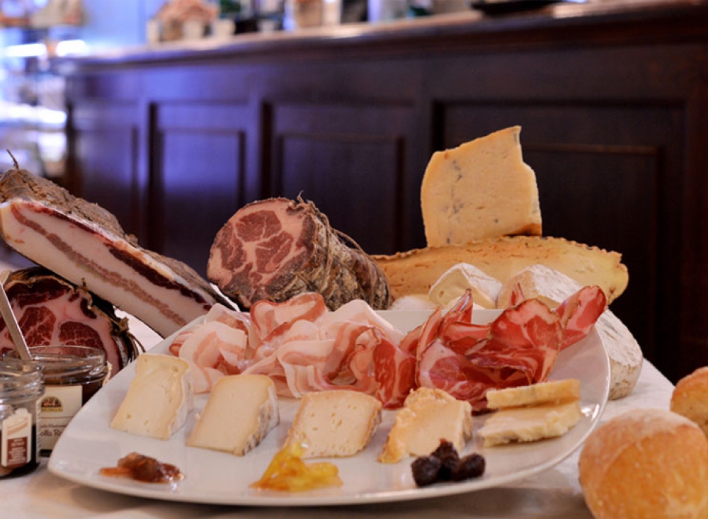 Antipasti salumi e formaggi